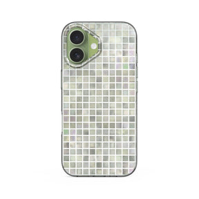 Tile for iPhone 17