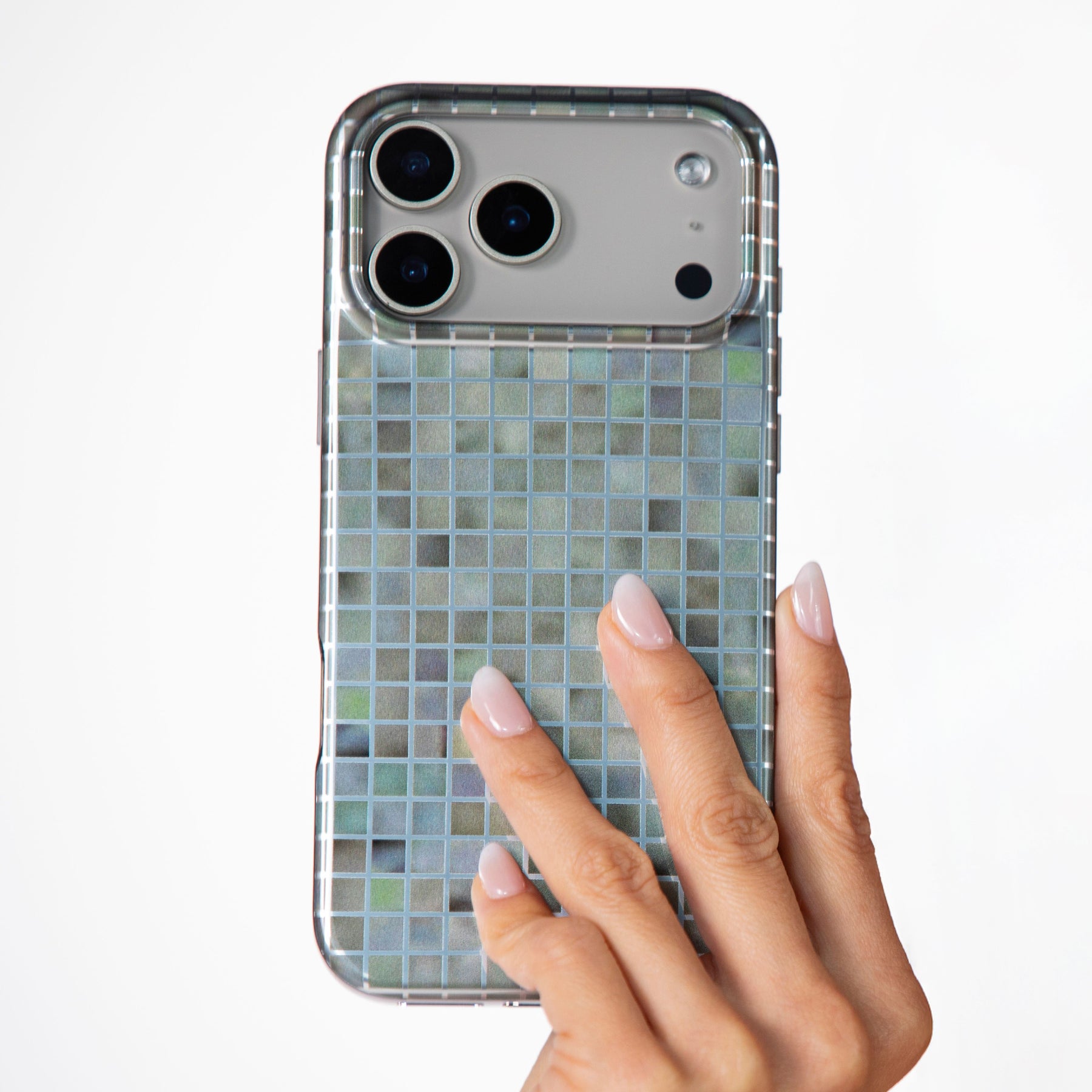 Tile for iPhone 17 Pro Max